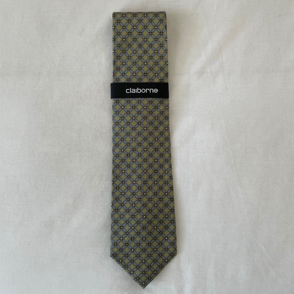 Brand New Claiborne Tie